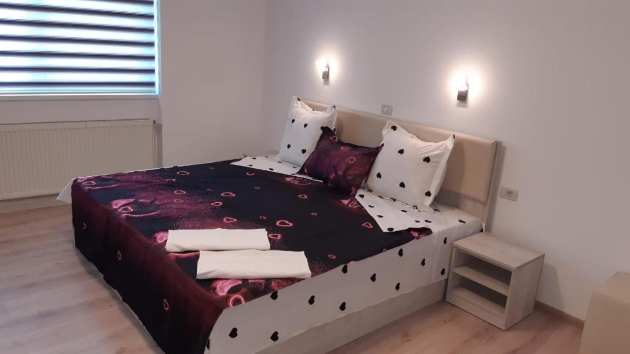 Calypso Rooms Fagaras Exterior photo